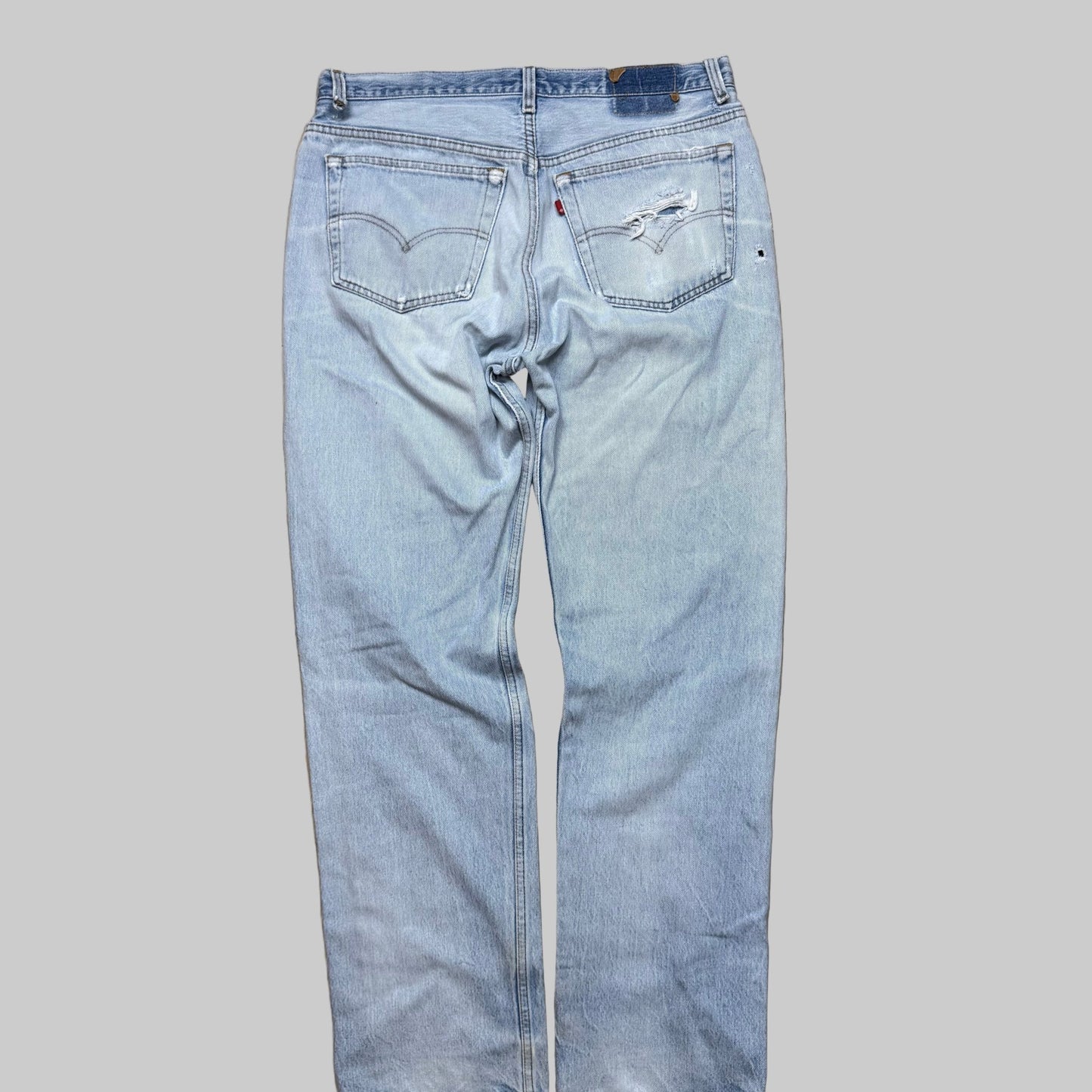 1990s - Levi's 501s - Light wash - Jeans - 34x31 - The Circle Collective