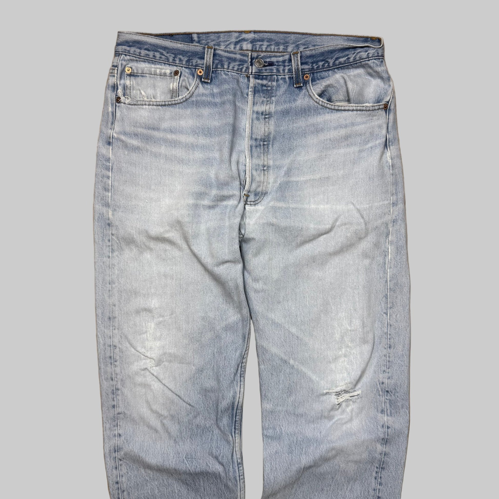 1990s - Levi's 501s - Light wash - Jeans - 34x31 - The Circle Collective