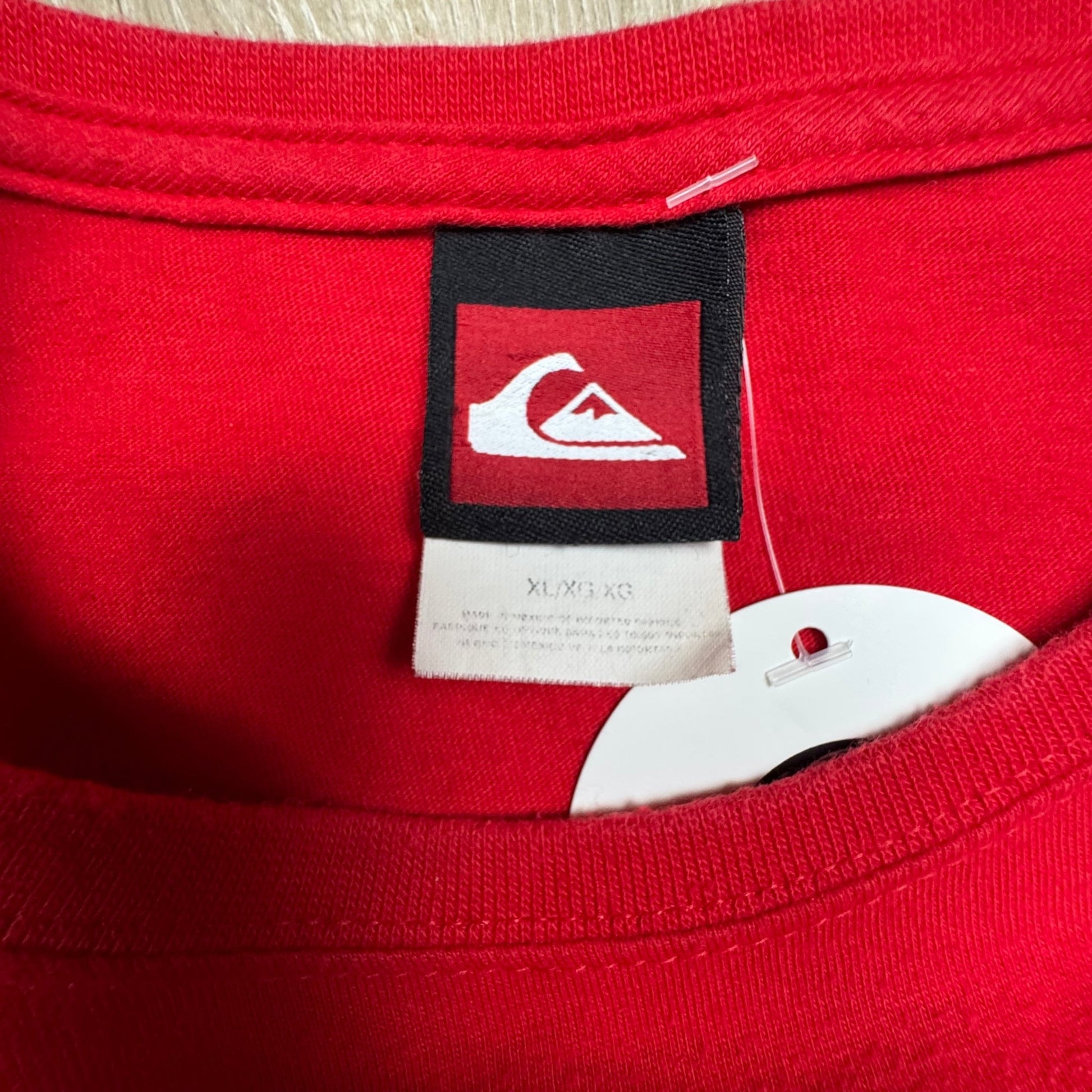 1990s - Quicksilver - Red - T-shirt - XL - The Circle Collective