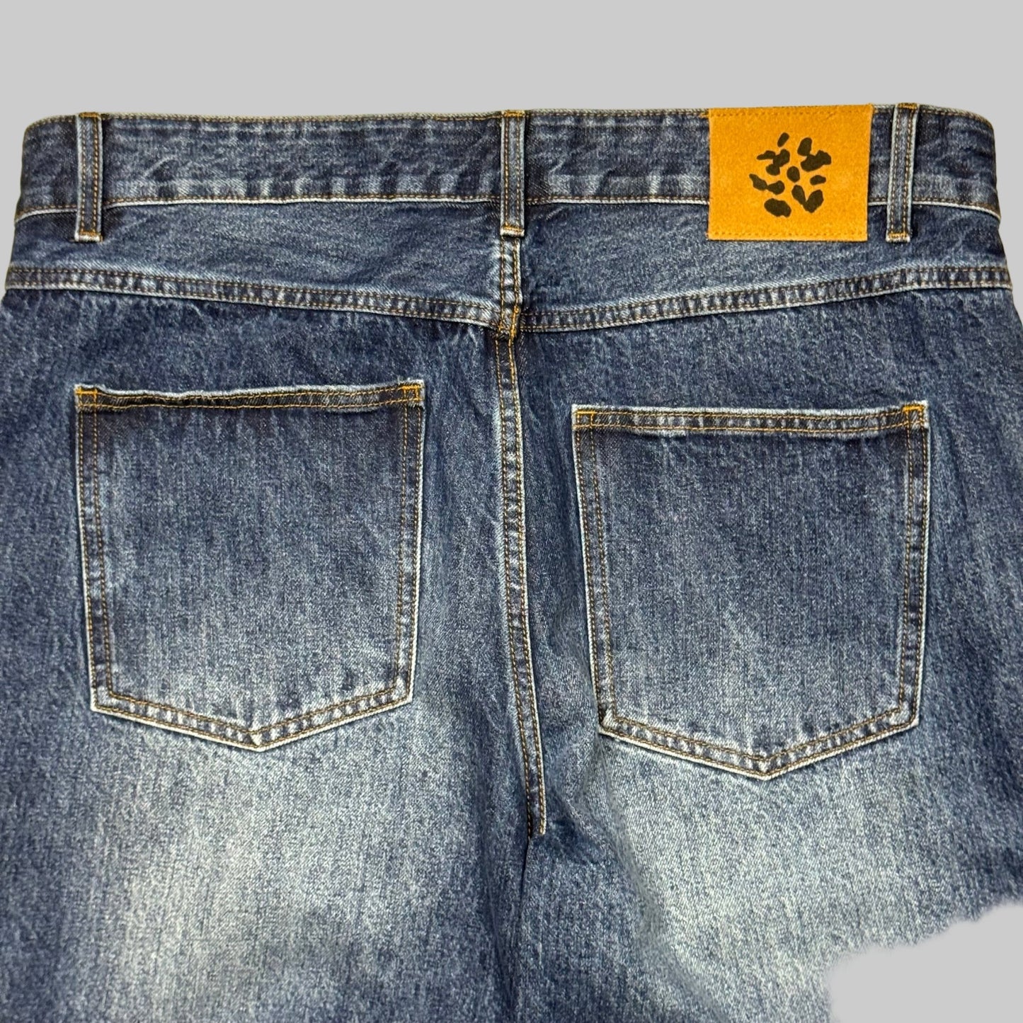Thirteen Club - Souvenir Wash - Jeans - 36x27 - The Circle Collective