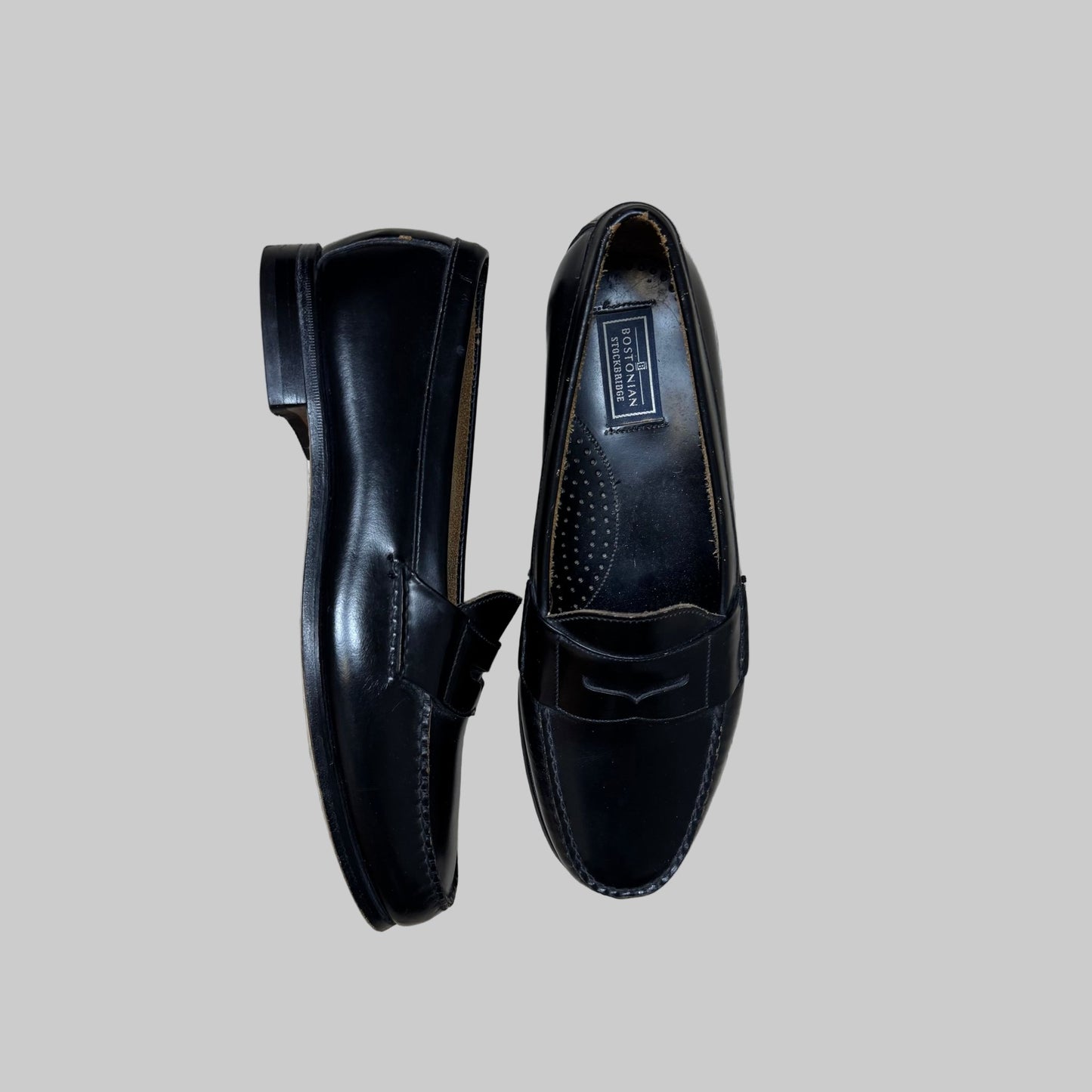 Vintage - Bostonian - Black Leather - Loafers - Size 10M/12W - The Circle Collective